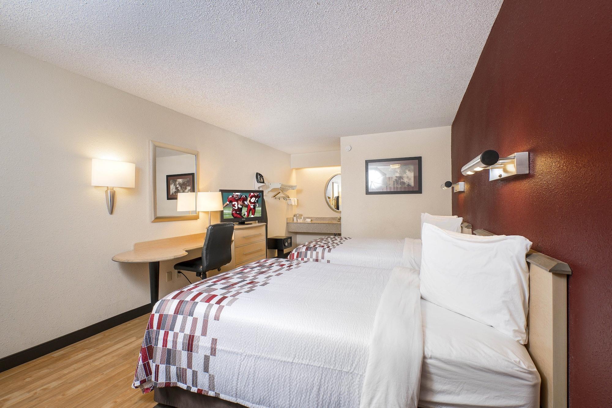 Red Roof Inn Louisville Fair And Expo Exterior foto