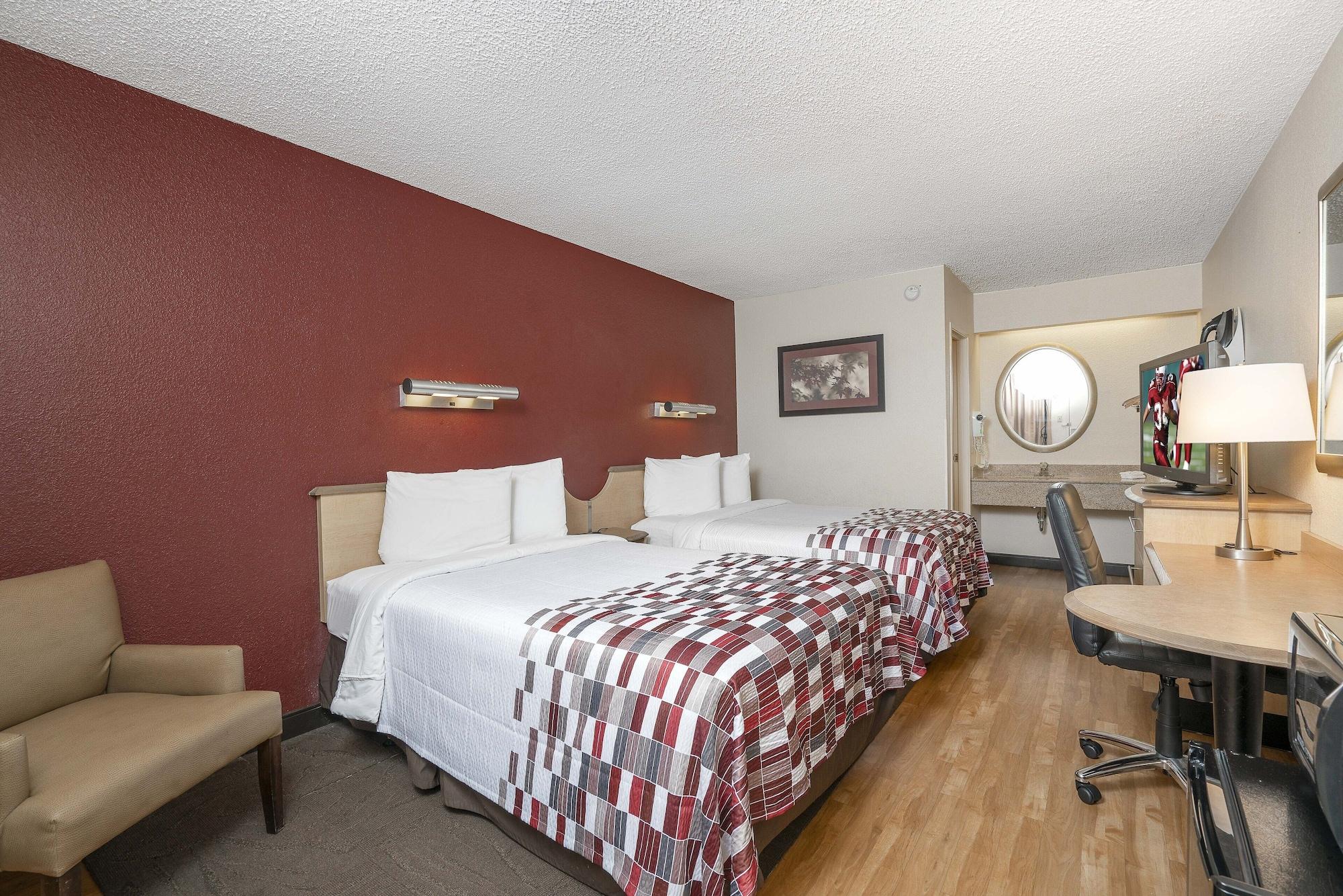 Red Roof Inn Louisville Fair And Expo Exterior foto
